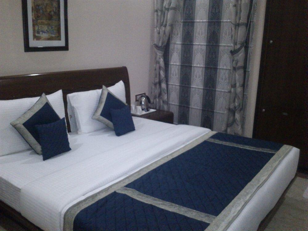 Hotel Suncity Делі Екстер'єр фото